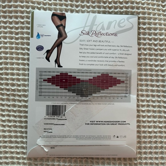 Hanes Silk Reflections Thigh Highs - Size EF - Picture 2 of 4